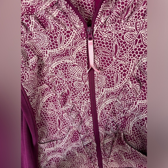 Ivivva Lululemon Pink & Purple Zip Up Sweatshirt Jacket Lined EUC Girls Size 12 - Picture 4 of 8